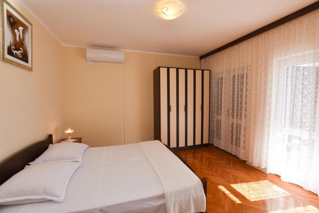 Apartment Ruzica Primosten Exterior photo